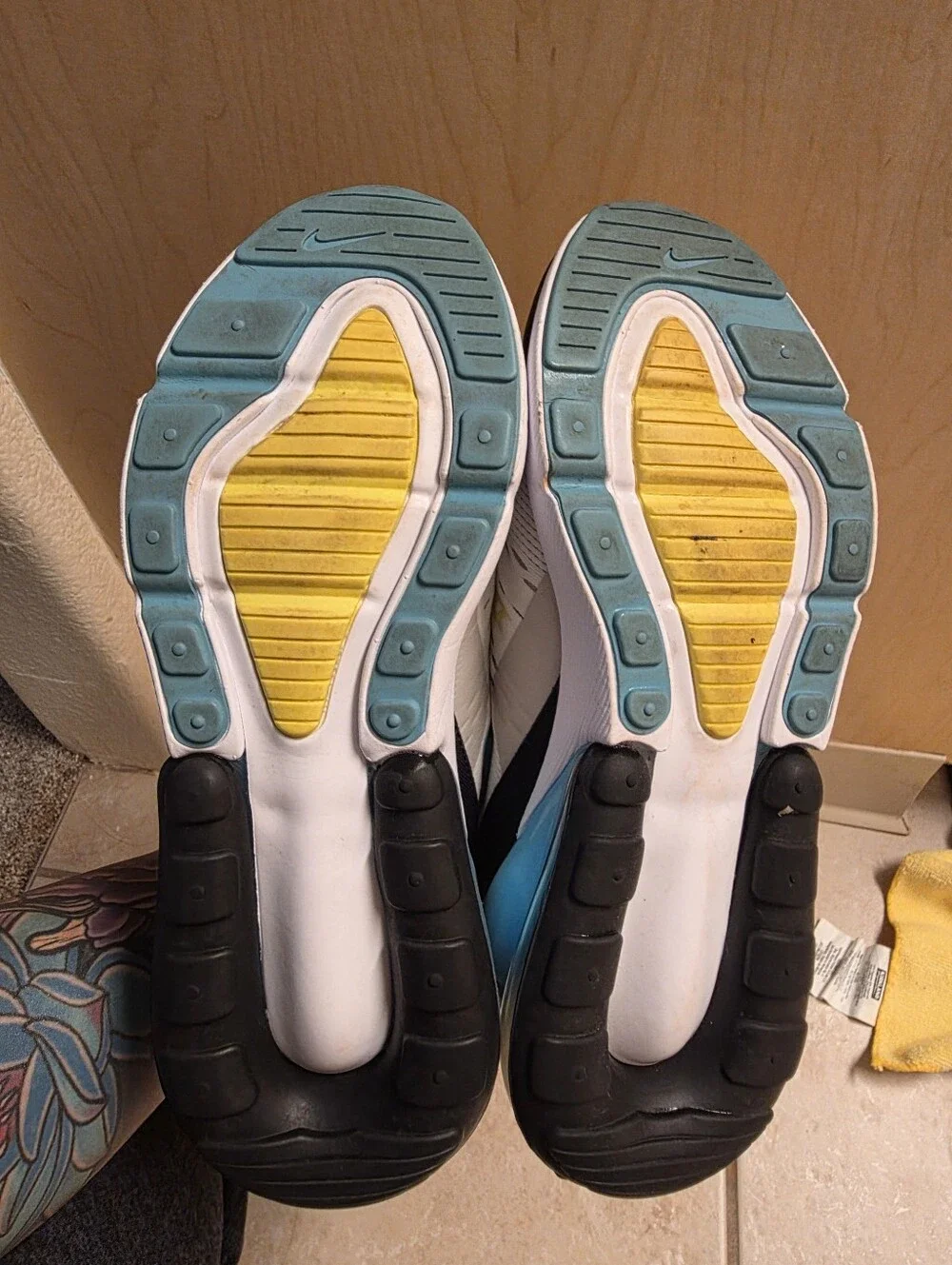 Nike Air Max 270 Cream with Teal & Black Accents